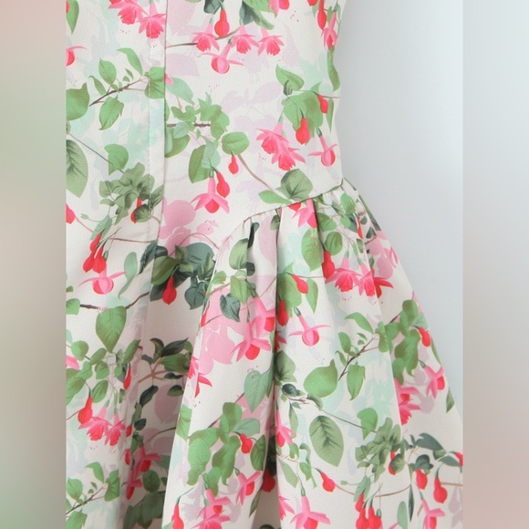 NWT Romantic Floral Halter Mini Dress - Sleeveless Ruffle Skater Look S-L - Picture 10 of 12